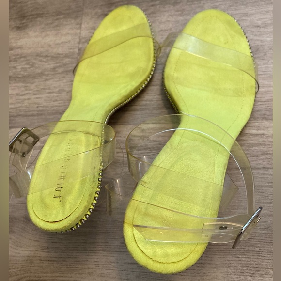 Fashion Nova Neon Yellow Green Heels Silver Studs Clear Adjustable Straps 8.5 - Picture 2 of 15